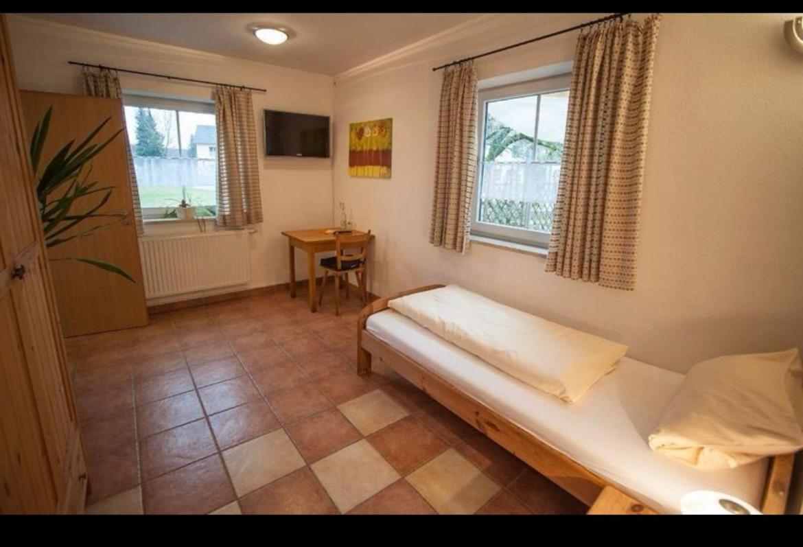 Geesthachter Hof Hotel Buitenkant foto